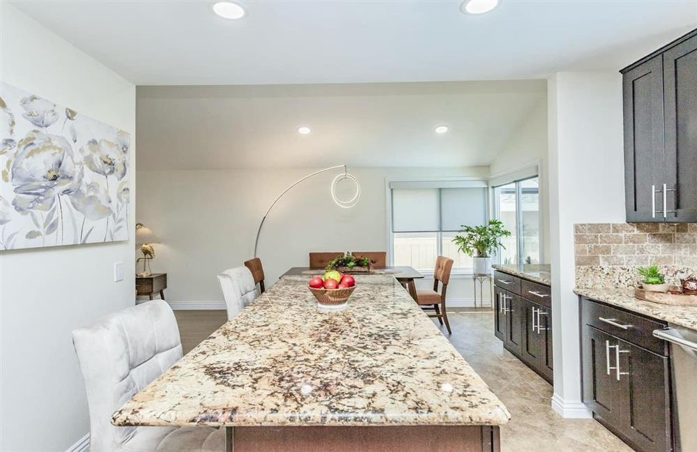 Biệt thự triệu đô mới mua của danh hài Thúy Nga ở Mỹ