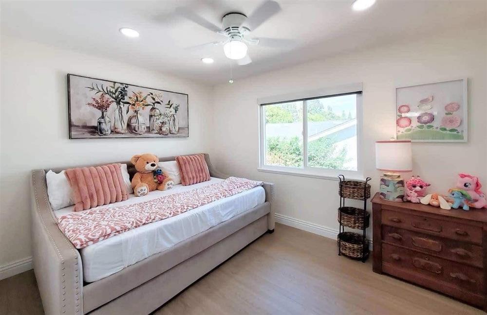 Biệt thự triệu đô mới mua của danh hài Thúy Nga ở Mỹ