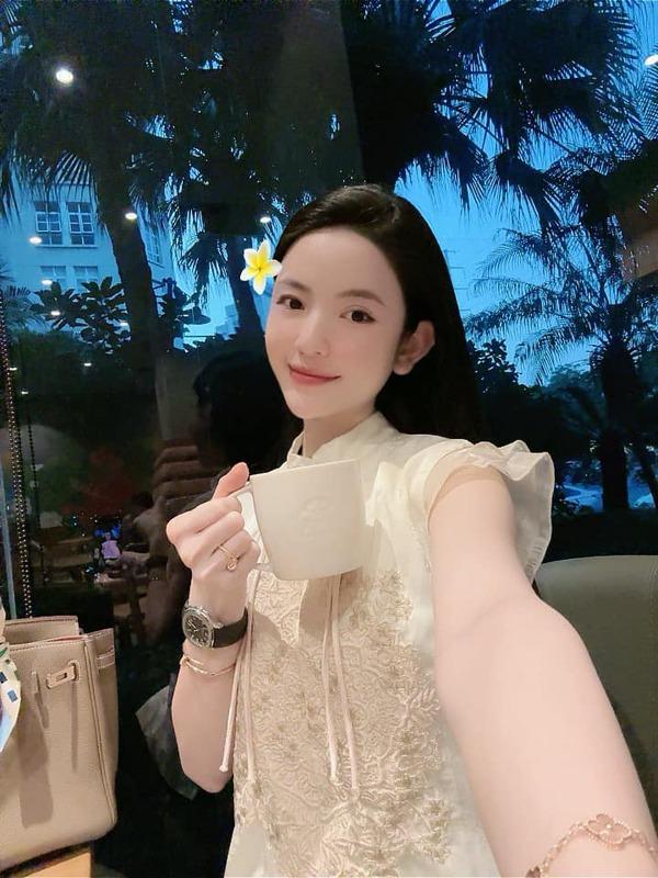 Loại chất dưỡng da giúp vợ Quang Hải giữ được vẻ ngoài không tuổi-8