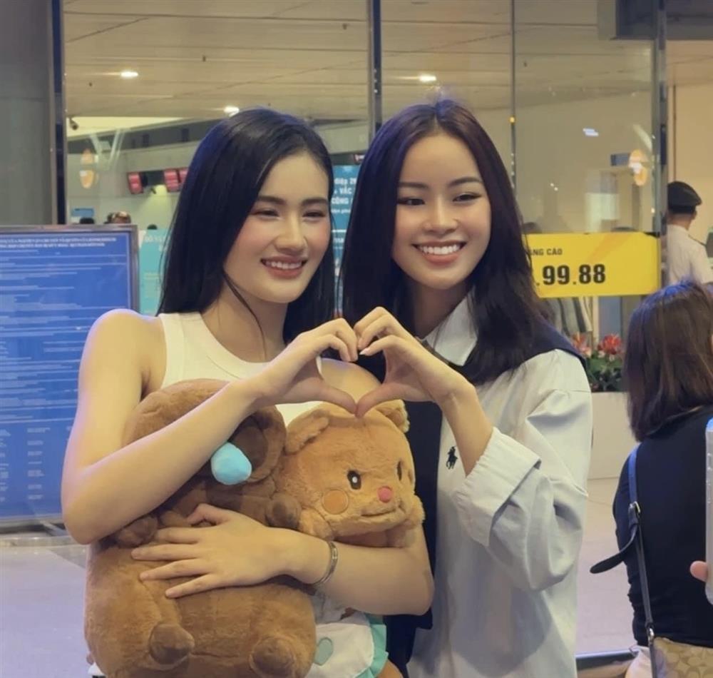 Bạn trai tiễn hoa hậu Ý Nhi trở lại Australia du học-3