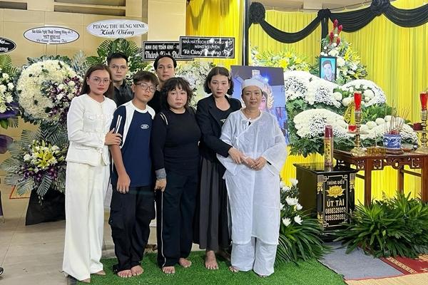 Diễn viên Lê Hùng trước khi mất ở tuổi 39: Sống với bạn gái hơn 12 tuổi, không đám cưới, không con cái-4