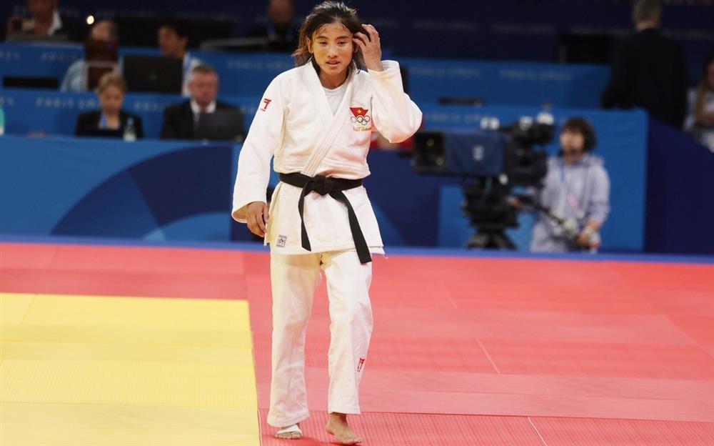 Hình ảnh gây xúc động của Hoàng Thị Tình tại Olympic Paris-1