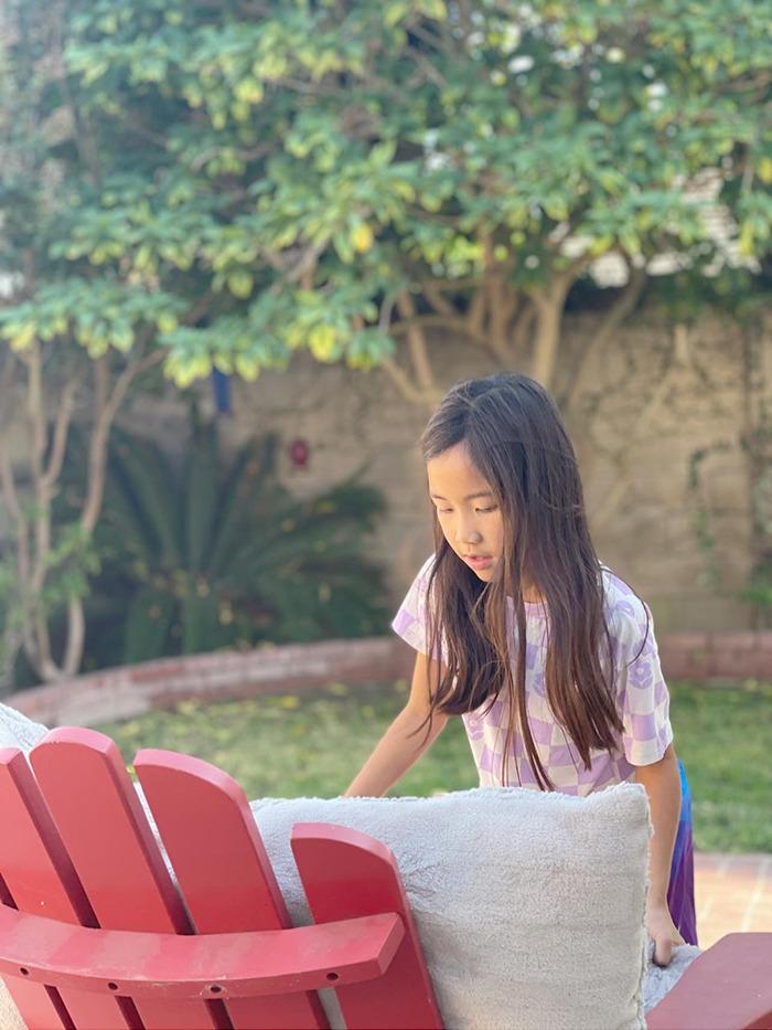 Em gái Tăng Thanh Hà sang Mỹ sống, khoe không gian xanh mát-23