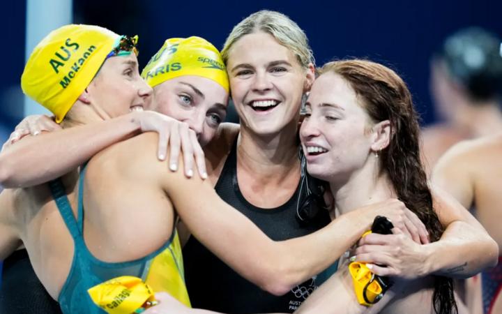 Xúc phạm vận động viên nữ, bình luận viên Olympic bị đuổi việc-2