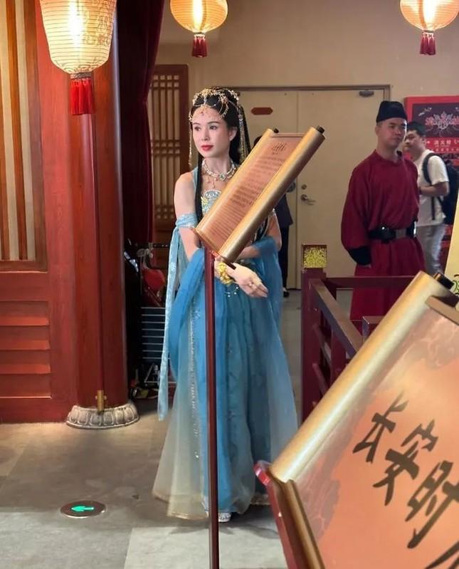 Ảnh chưa chỉnh sửa gây bất ngờ của Lý Nhược Đồng-2