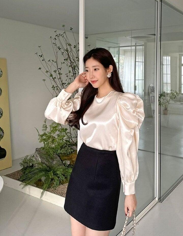 Kiểu áo blouse điệu đà giúp bạn có diện mạo hút hồn-5