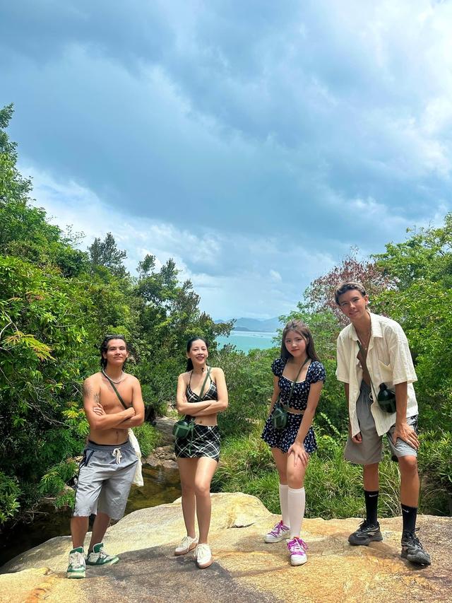 Chi Pu diện bikini, khoe sắc vóc nóng bỏng ở tuổi 31-4