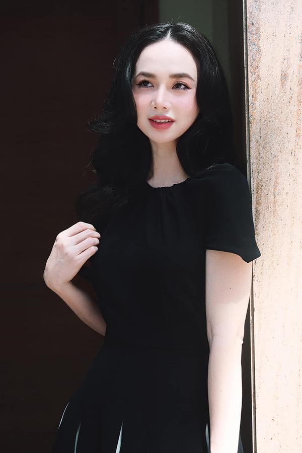 40 tuổi, làn da Đinh Ngọc Diệp căng đẹp nhờ cách dùng mỹ phẩm không phải ai cũng biết-6