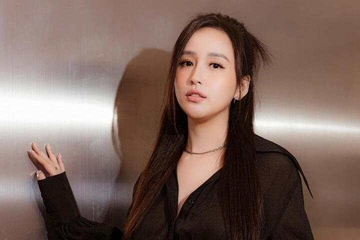 Loạt Hoa hậu, Á hậu bị buộc thôi học, bỏ học sau đăng quang-6