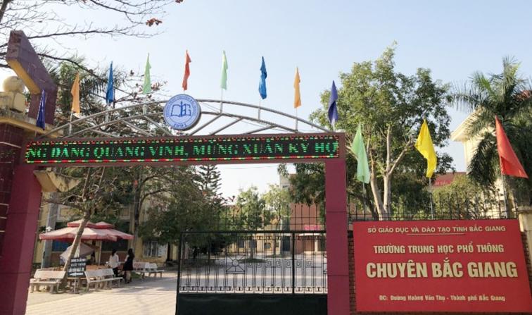 Trường THPT chuyên Bắc Giang: Trở thành cái nôi đào tạo nhiều Thủ khoa, có 3 học sinh đoạt HCV trong kỳ thi Olympic Quốc tế-2