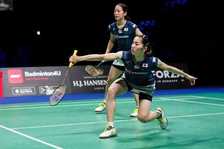 Nữ thần cầu lông Nhật Bản gây sốt mạng xã hội là ai?-9