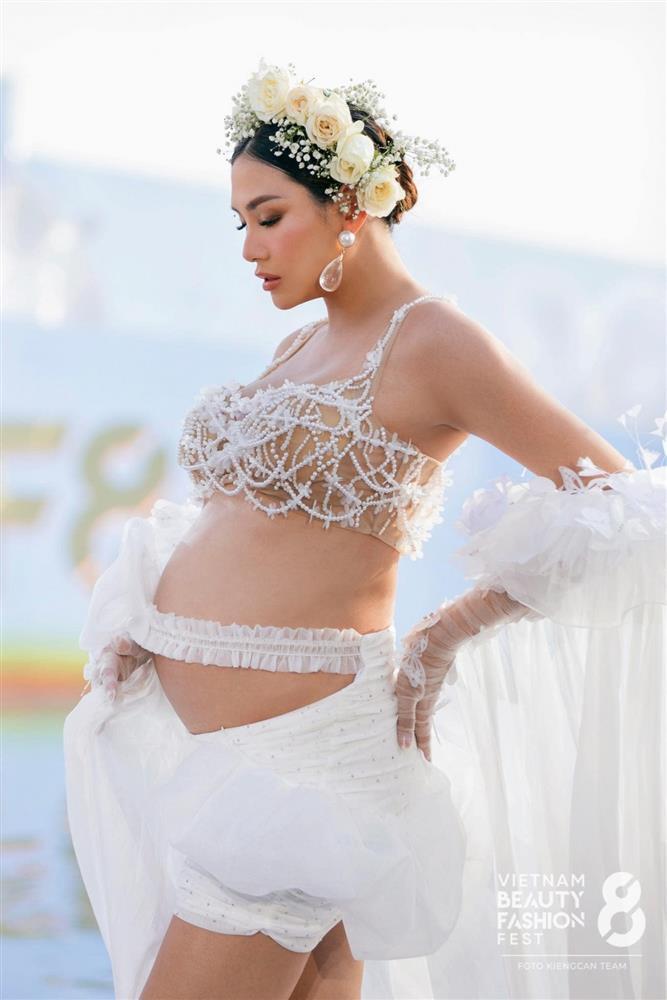 Võ Hoàng Yến xuất hiện rạng ngời trong những tháng cuối thai kỳ-2