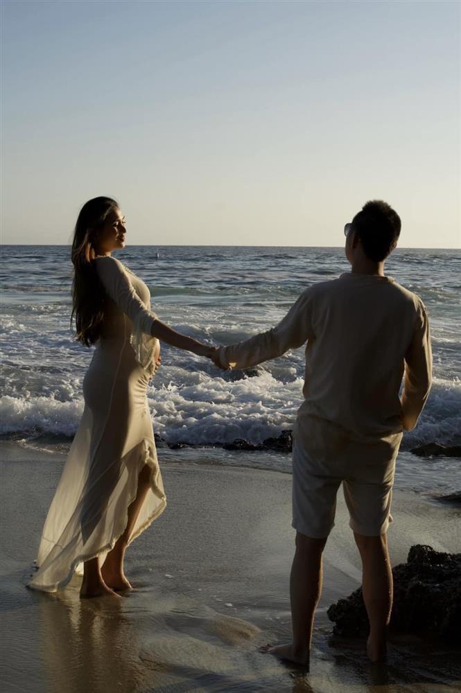 Võ Hoàng Yến xuất hiện rạng ngời trong những tháng cuối thai kỳ-7