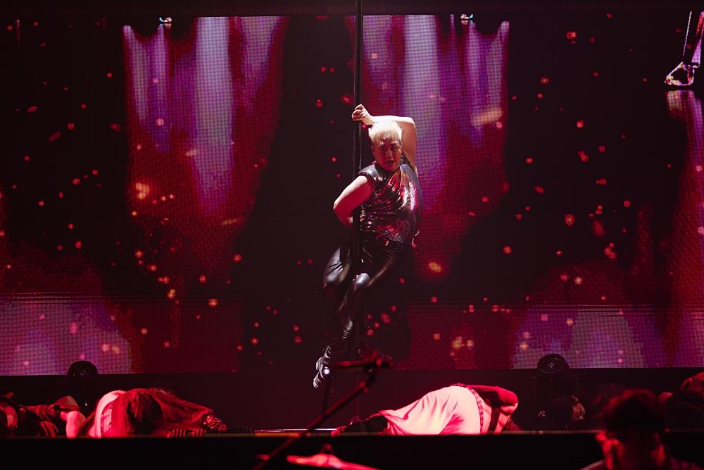 Trung Quân không hề lép vế khi đọ giọng với Mỹ Linh, Hồ Quỳnh Hương-4