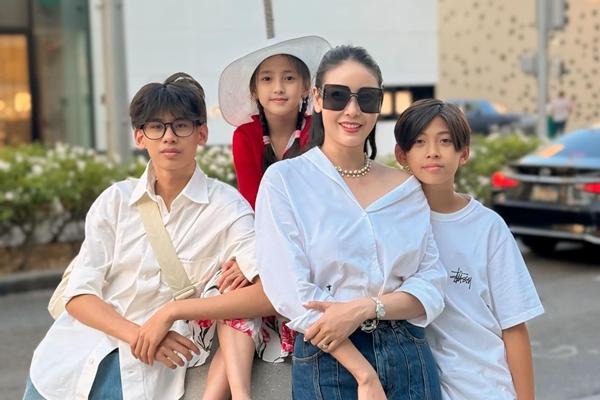 Chuyện mẹ kế con chồng Vbiz: Hoa hậu Hà Kiều Anh ứng xử thuyết phục ra sao?-7