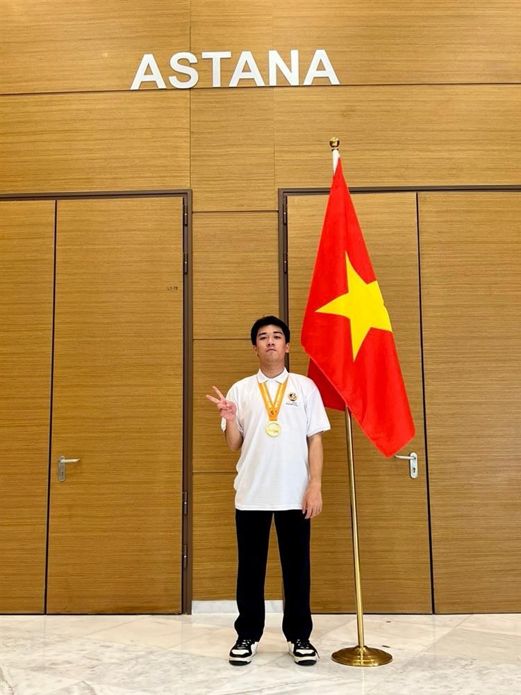 Vượt 20km mỗi ngày đi học và hành trình giành huy chương vàng Olympic quốc tế-2