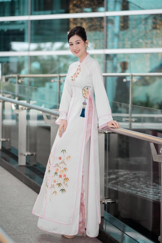 Tân Miss Grand Vietnam 2024 giỏi tiếng Hàn, có cha là Viện trưởng Viện kiểm sát-14