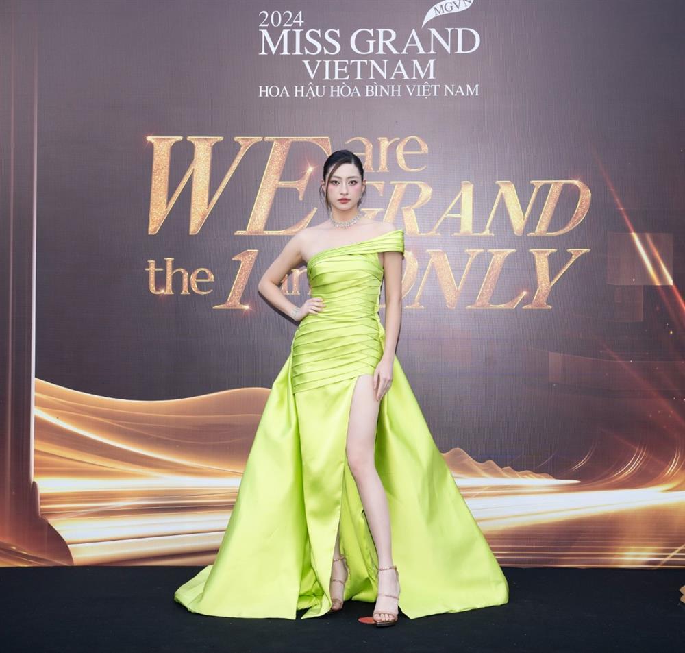 2 nam thần Đảo thiên đường hội ngộ dàn Hoa - Á hậu trên thảm đỏ chung kết Miss Grand Vietnam 2024-6