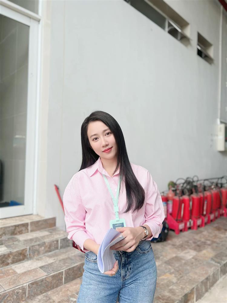 Đời thực gợi cảm của diễn viên đóng vai người yêu cũ vô duyên nhất phim giờ vàng-6