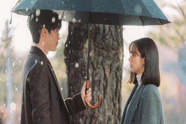 5 mỹ nhân Hàn dính lời nguyền bom xịt: Kim Yoo Jung sao toàn chọn phim dở thế này?-1