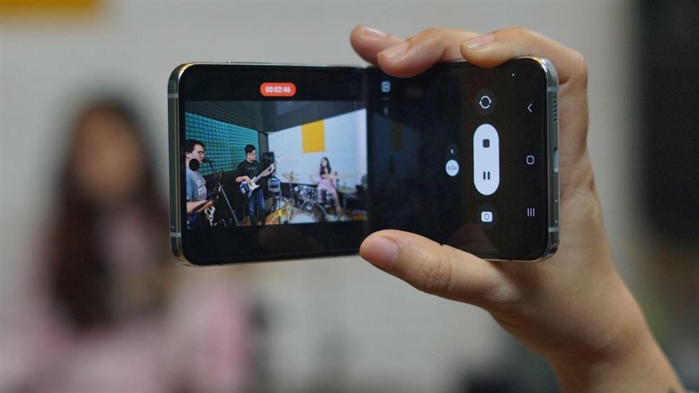 Galaxy Z Flip6 giải quyết 6 bài toán khó từ người dùng-2