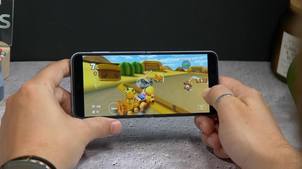 Galaxy Z Flip6 giải quyết 6 bài toán khó từ người dùng-5