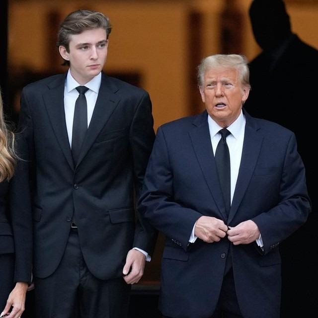 Thông tin bất ngờ về Barron Trump: Bạn bè tiết lộ tính cách và cuộc sống bí ẩn của Hoàng tử Nhà Trắng-1