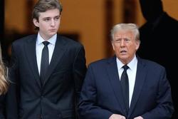 Thông tin bất ngờ về Barron Trump: Bạn bè tiết lộ tính cách và cuộc sống bí ẩn của 'Hoàng tử Nhà Trắng'