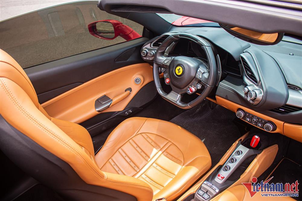 Siêu xe Ferrari 488 từng của Cường Đô La phủ bụi trong hầm chung cư Hà Nội-7