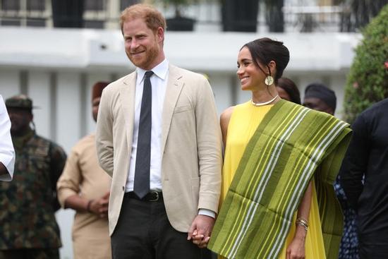 Con trai ông Trump chỉ trích Harry và Meghan