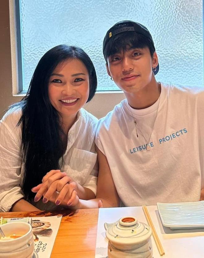 Hoạt động của MONO sau khi Phương Thanh up mở tình chị em-1