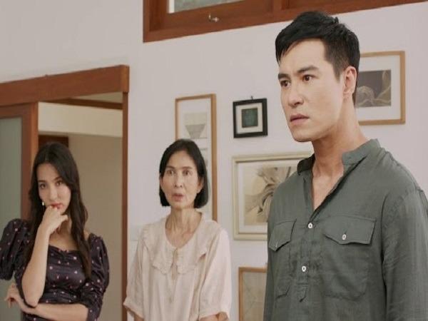 Xông vào khách sạn bắt con dâu ngoại tình, bà suýt ngất khi thấy người nằm bên dưới-1