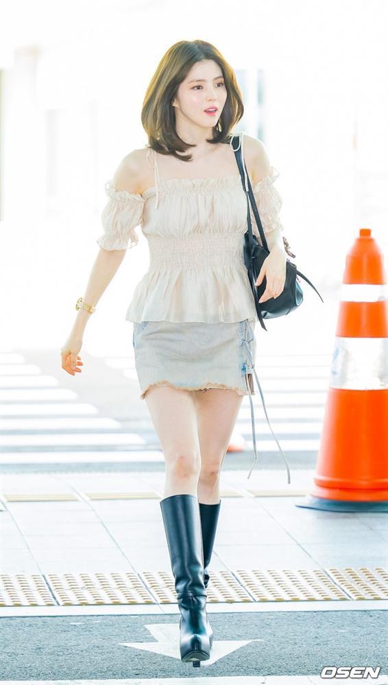 Han So Hee tóc mới đẹp đến mức hot hơn cả Rosé (BLACKPINK) ở sân bay-1