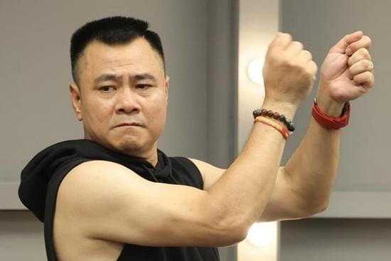 Game show 'Anh trai vượt ngàn chông gai' xin lỗi