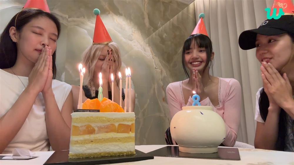 BlackPink tụ họp đông đủ-3