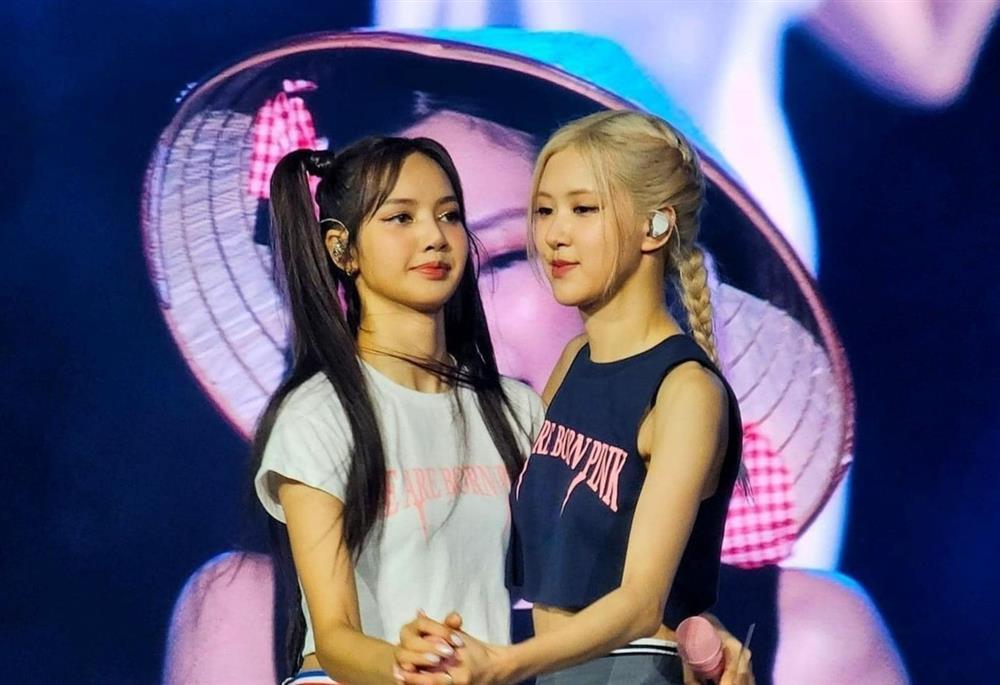 BlackPink tụ họp đông đủ-6