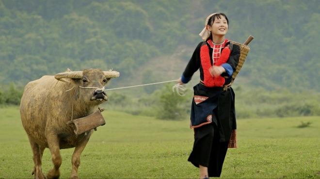 Hot girl người Tày khiến con trai nghệ sĩ Vân Dung bắt cưới là ai?-2