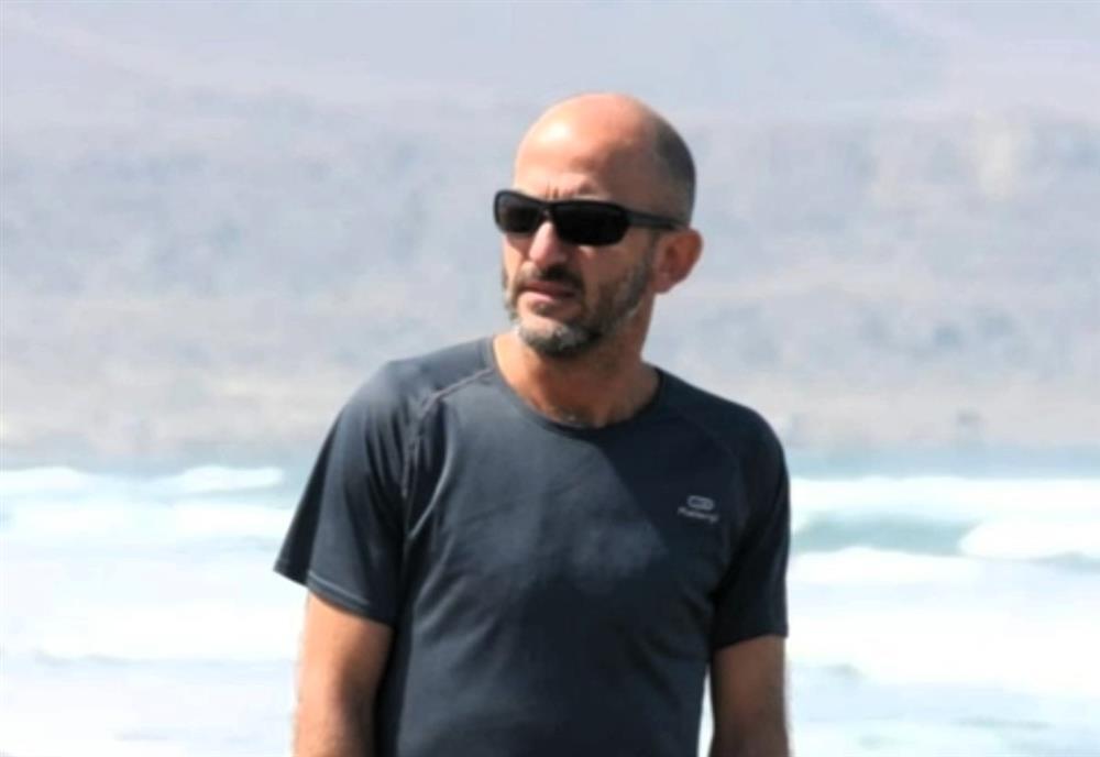 Đang chụp ảnh tự sướng cùng bạn gái, người đàn ông ngã xuống chân thác tử vong-1