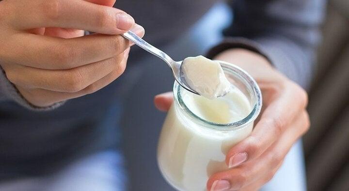 Ăn sữa chua mỗi ngày giúp giảm nguy cơ ung thư đại tràng-1