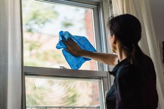 Tìm giúp việc ở Hà Nội: Lương ngang cử nhân ra trường vẫn lắc đầu từ chối