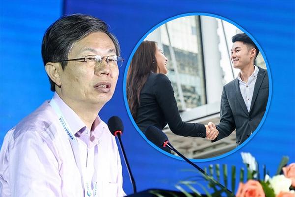 Tân sinh viên đi nhập học từ mờ sáng-9