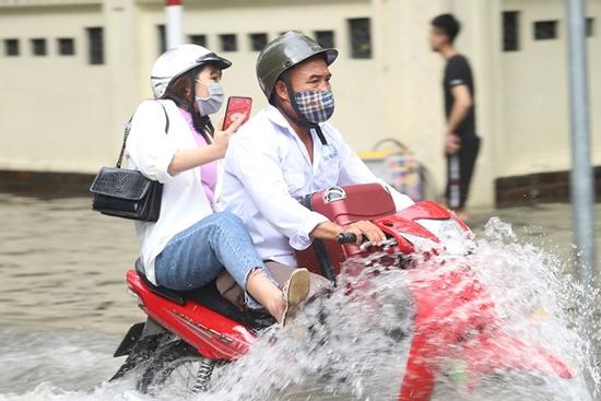 Dự báo thời tiết 12/8/2024: Bắc Bộ mưa lớn kéo dài, nguy cơ sạt lở đất