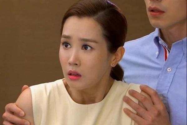 Mark Zuckerberg dựng tượng vợ-2