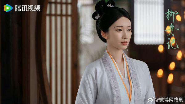 Nhan sắc tuyệt đẹp của Vương Sở Nhiên và Lưu Lệnh Tư khiến dân tình mê mẩn, xem phim gấp-6