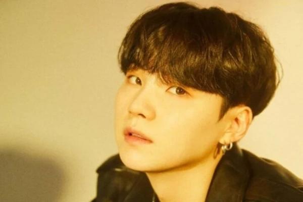 Tin tức Kpop mới nhất: Lisa gây tranh cãi, Lee Dong Wook lười hẹn hò-4