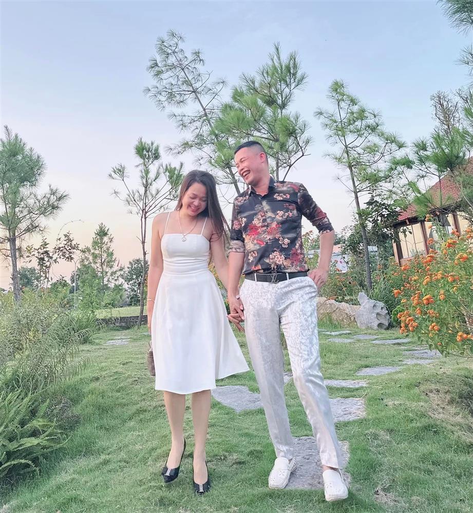 Hiệp Gà khoe bạn gái xinh, trẻ sau ba lần ly hôn-1