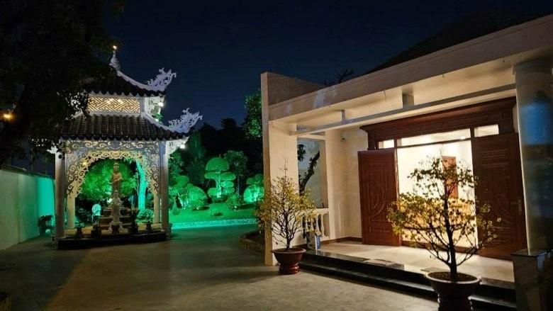 Góc bình yên trong nhà vườn gần 3.000m2 của mẹ con Việt Trinh