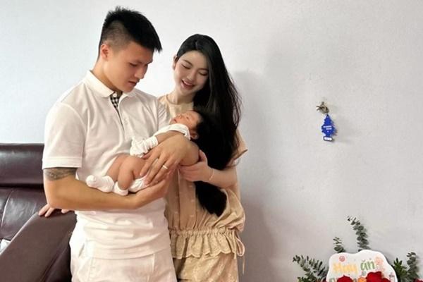 Bài học Quang Hải, Văn Hậu còn đó, mơ Công Phượng gồng gánh tuyển Việt Nam liệu có quá viển vông?-5