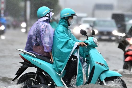 Dự báo thời tiết 19/8/2024: Mưa lớn diện rộng ở Bắc Bộ, kéo dài đến giữa tuần