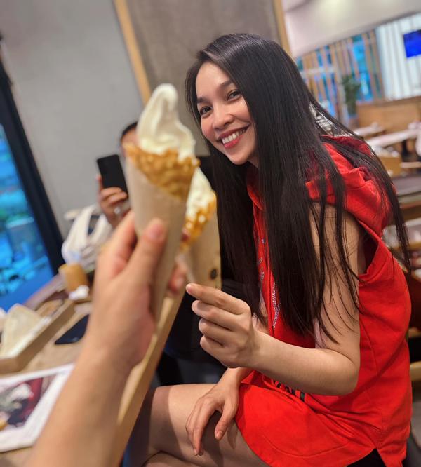 Nữ ca sĩ nổi tiếng Làn Sóng Xanh những năm 2000 có làn da đẹp nhờ mẹo chăm sóc ít ai biết-2